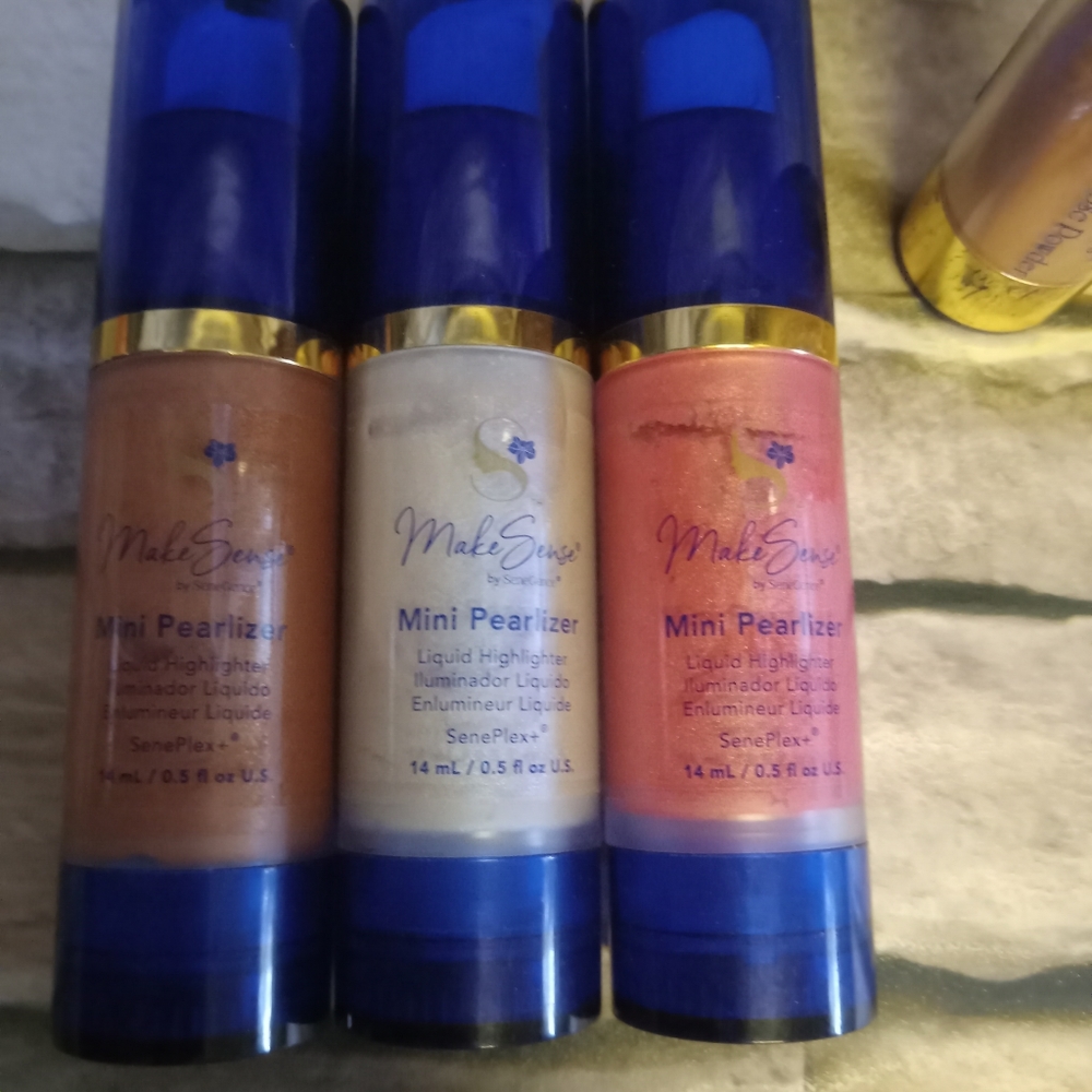 Senegence Bundle - Picture 3 of 6